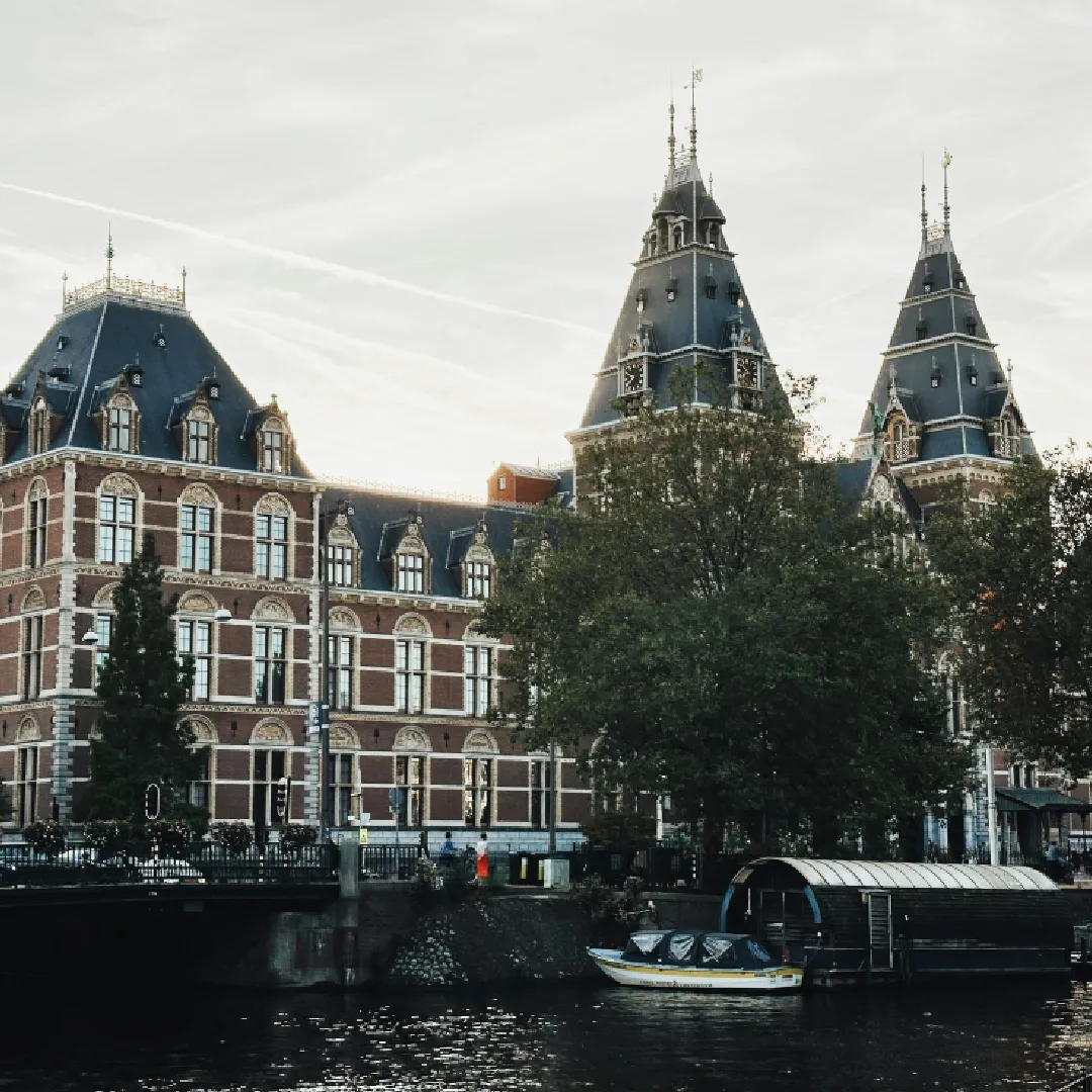 Special Vacation Tour- Amsterdam & Brussels