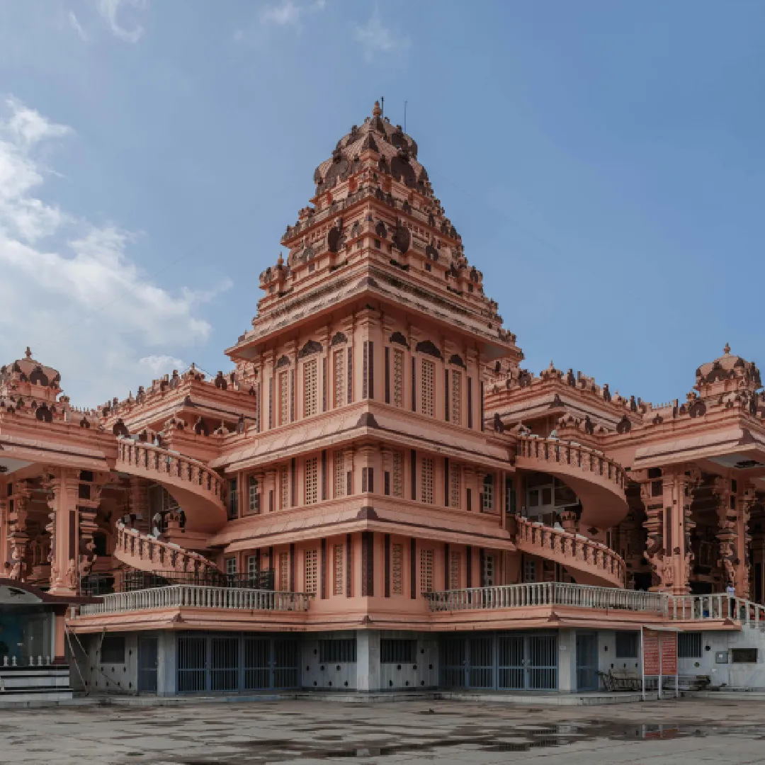 Nava Jyothir Lingangal - Shirdi